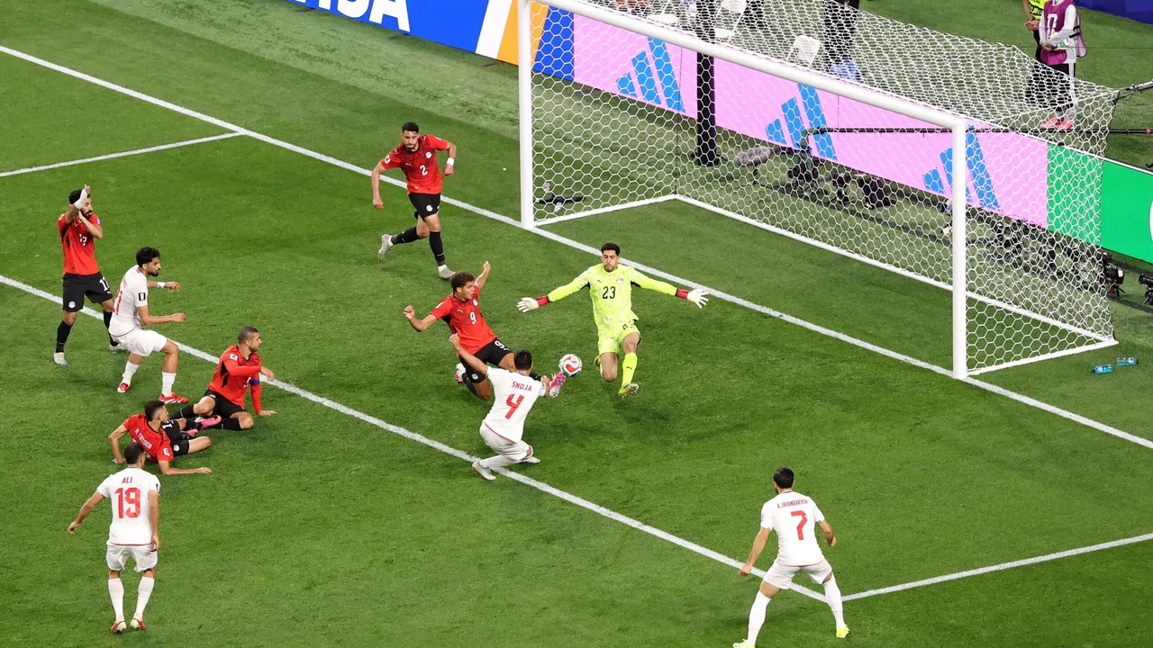 خبير تحكيمي: إلغاء هدف إيران أمام مصر كان قرارًا صائبًا
